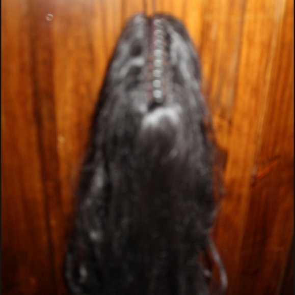 Clip On Ponytail - Picture 3 of 3